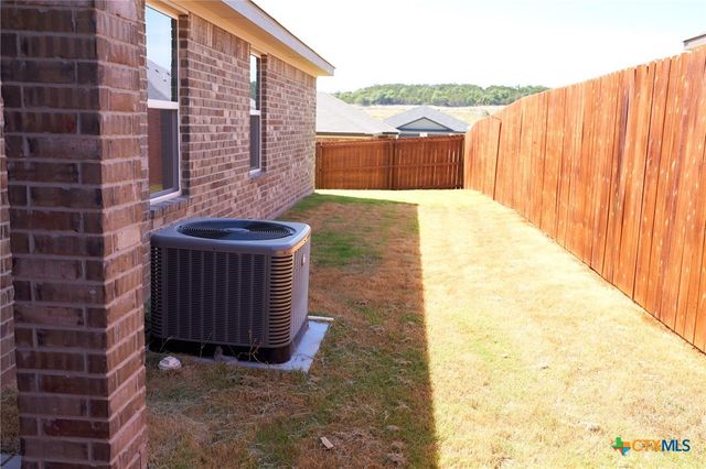 201 Appalachian Trail, Copperas Cove, TX 76522