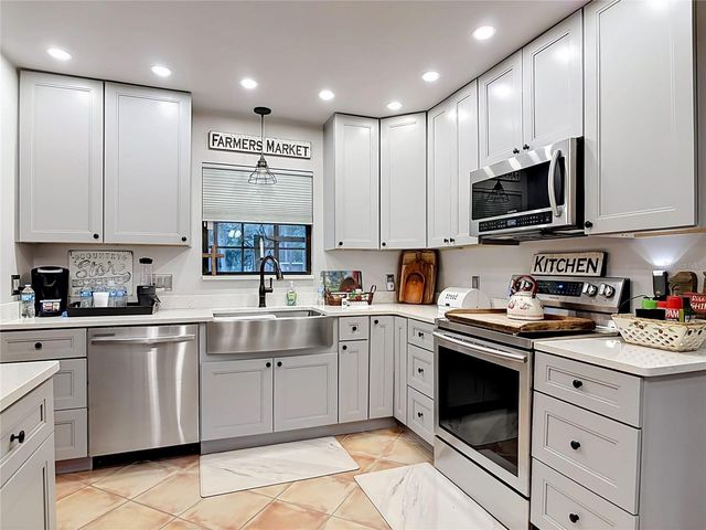 1395 MAYTOWN ROAD, Osteen, FL 32764