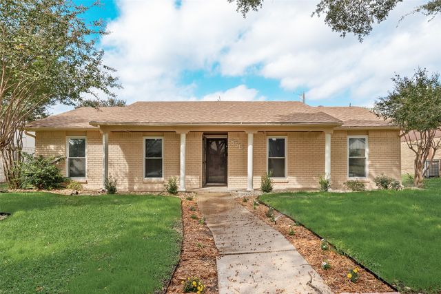 8515 Baumgarten Drive, Dallas, TX 75228