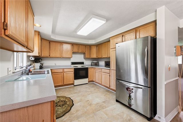11 Pen-Web Park, Penfield, NY 14580