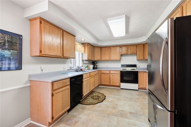11 Pen-Web Park, Penfield, NY 14580