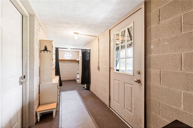 11 Pen-Web Park, Penfield, NY 14580