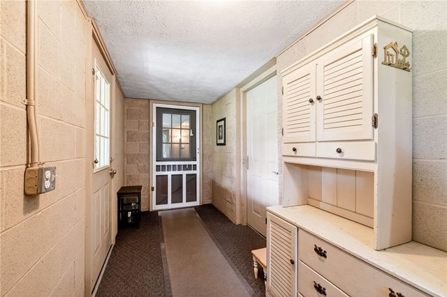 11 Pen-Web Park, Penfield, NY 14580