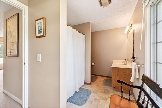 11 Pen-Web Park, Penfield, NY 14580