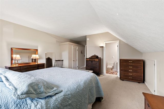 11 Pen-Web Park, Penfield, NY 14580