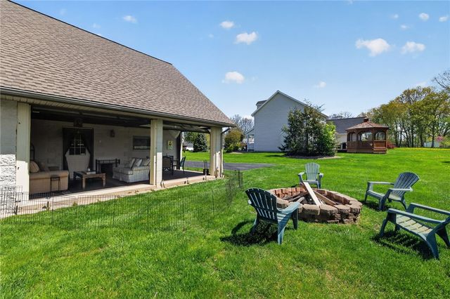 11 Pen-Web Park, Penfield, NY 14580