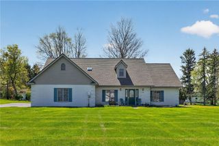 11 Pen-Web Park, Penfield, NY 14580