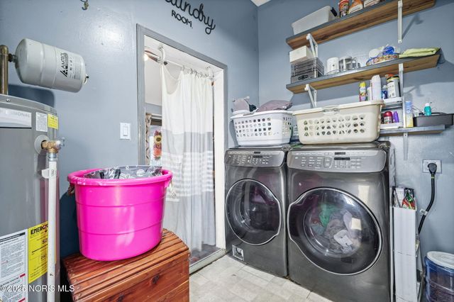 20210 Oak Street, Weston, OH 43569