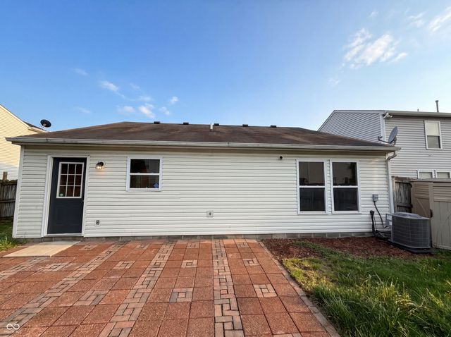 6747 Waverhill Drive, Indianapolis, IN 46217