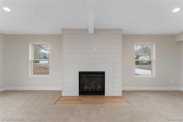 7369 Sweetbriar, West Bloomfield, MI 48324