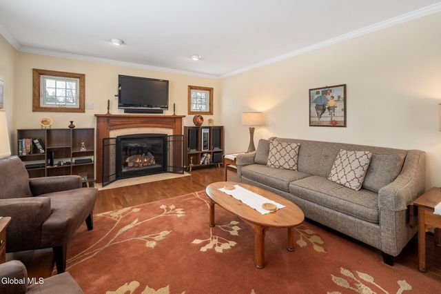 214 Benjamin Street, Guilderland, NY 12303