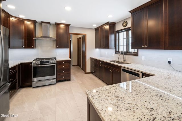 214 Benjamin Street, Guilderland, NY 12303