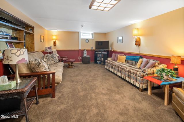 214 Benjamin Street, Guilderland, NY 12303