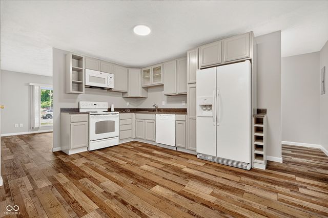 1112 Walton Drive, Plainfield, IN 46168