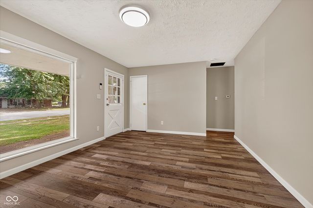 1112 Walton Drive, Plainfield, IN 46168
