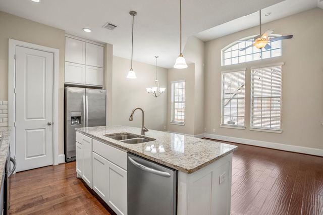 11005 Acorn Falls Drive, Houston, TX 77043