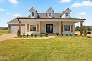 7704 Crosswinds Boulevard, Hernando, MS 38632