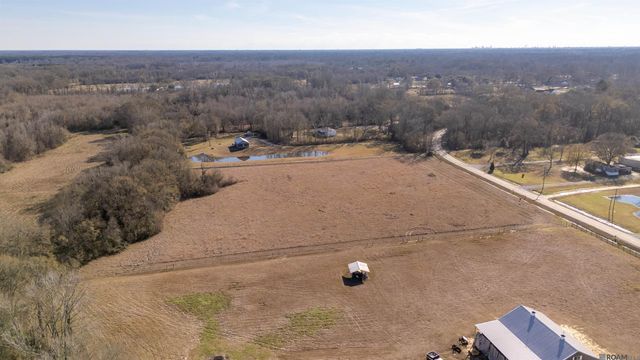 B-1-E Brown Rd, Baker, LA 70714