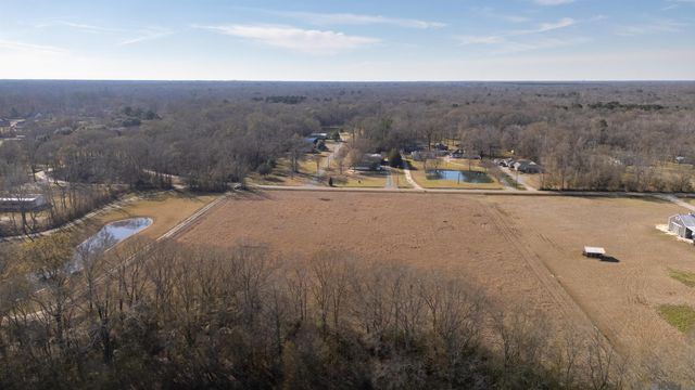 B-1-E Brown Rd, Baker, LA 70714