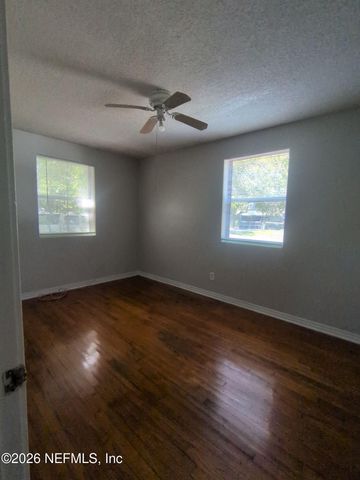 3350 SUNNYBROOK Avenue N, Jacksonville, FL 32254