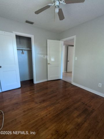 3350 SUNNYBROOK Avenue N, Jacksonville, FL 32254