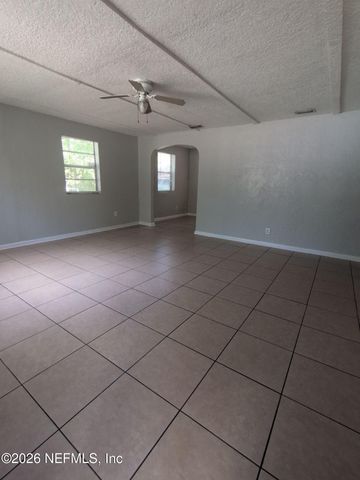 3350 SUNNYBROOK Avenue N, Jacksonville, FL 32254