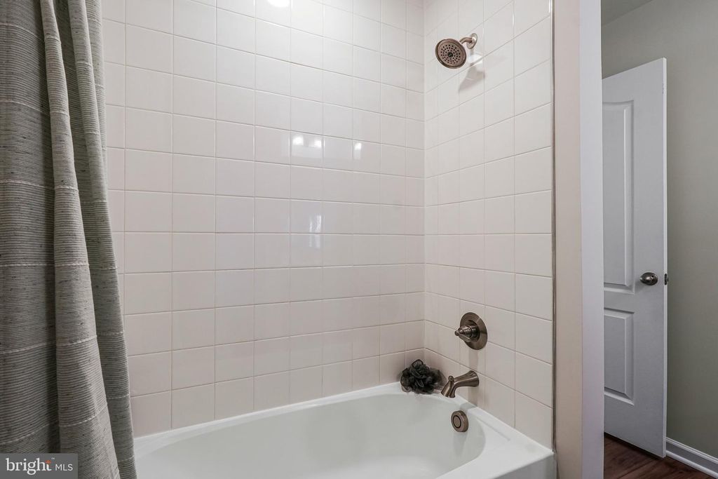 Image 19 of property listing at 9805 KILDORE WAY, Fort Washington, MD 20744