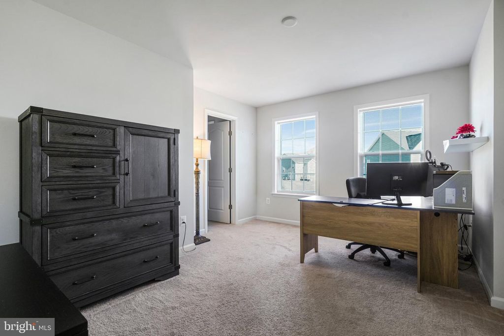 Image 20 of property listing at 9805 KILDORE WAY, Fort Washington, MD 20744