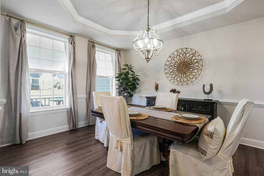 Image 4 of property listing at 9805 KILDORE WAY, Fort Washington, MD 20744