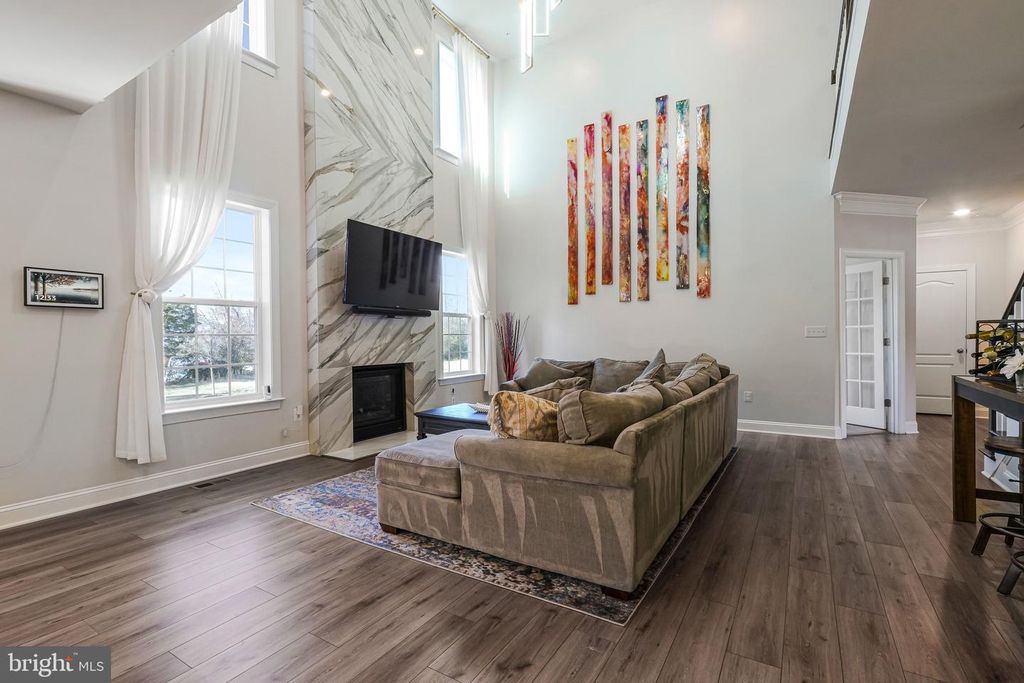 Image 8 of property listing at 9805 KILDORE WAY, Fort Washington, MD 20744