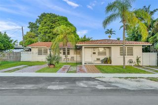 445 SW 36th Ave, Miami, FL 33135