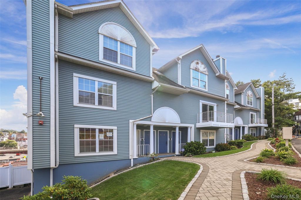 2 Nob Hill Drive, Elmsford, NY 10523