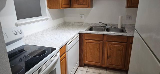 1928 CONWAY ROAD 17, Orlando, FL 32812