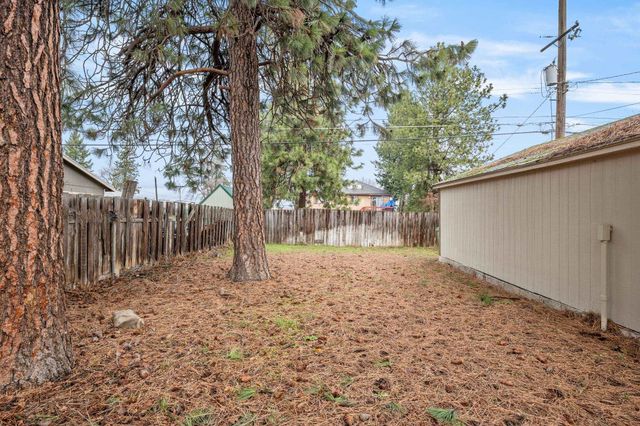 1303 E Dalke Ave, Spokane, WA 99208