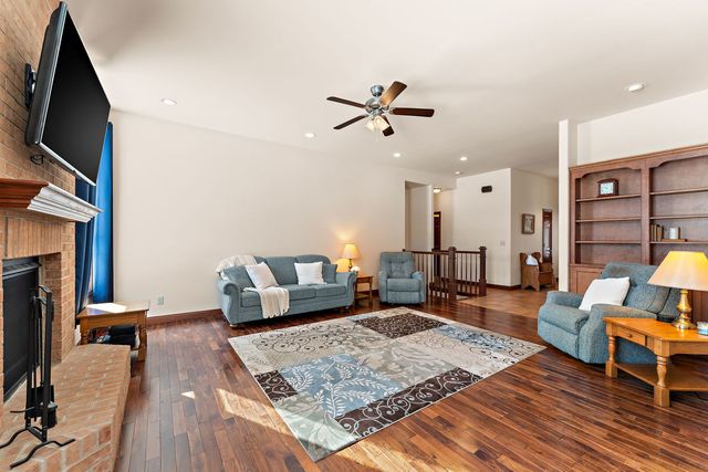 2651 Woodbine Drive, Valparaiso, IN 46383