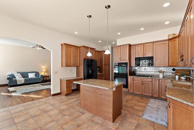 2651 Woodbine Drive, Valparaiso, IN 46383