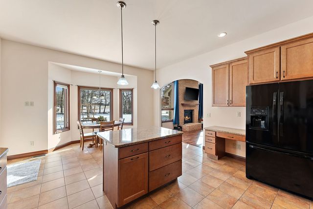 2651 Woodbine Drive, Valparaiso, IN 46383