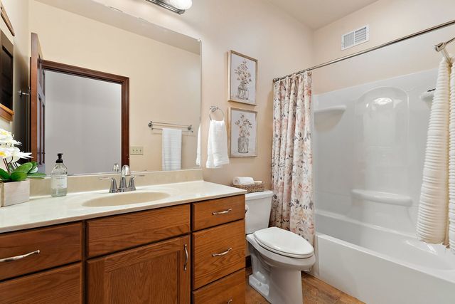 2651 Woodbine Drive, Valparaiso, IN 46383