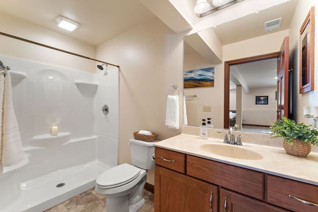 2651 Woodbine Drive, Valparaiso, IN 46383