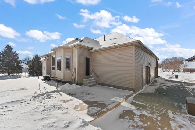 2651 Woodbine Drive, Valparaiso, IN 46383