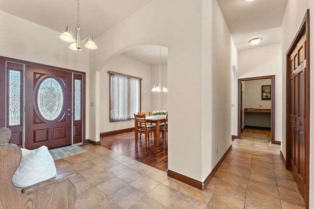 2651 Woodbine Drive, Valparaiso, IN 46383