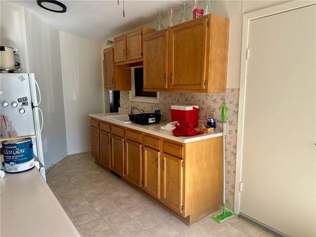 229 W 16th Street, Maryville, MO 64468