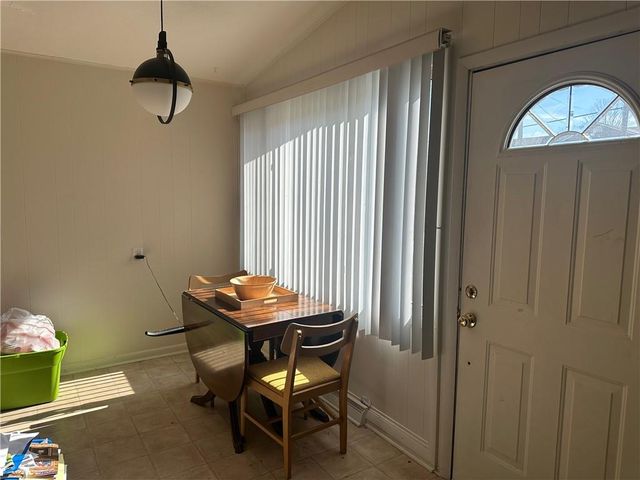 229 W 16th Street, Maryville, MO 64468