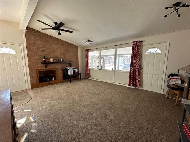 229 W 16th Street, Maryville, MO 64468