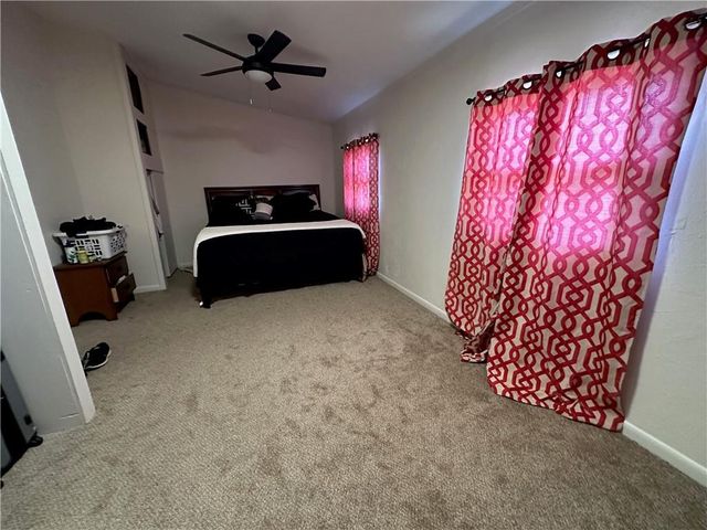 229 W 16th Street, Maryville, MO 64468