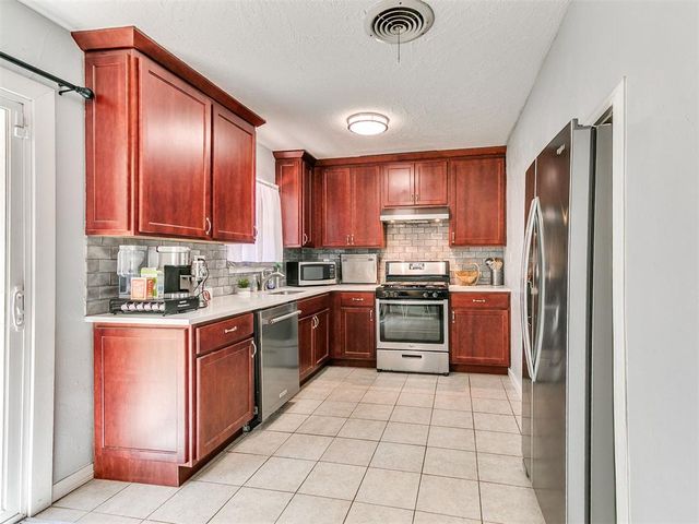 1206 Beaumont Street, Norman, OK 73071