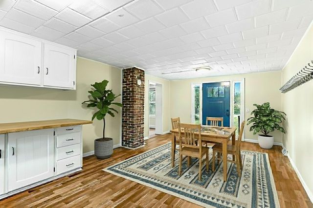 19225 Belview Trail, Faribault, MN 55021