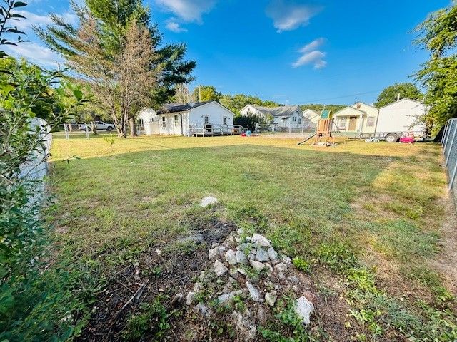 216 Carmack Ave, Carthage, TN 37030