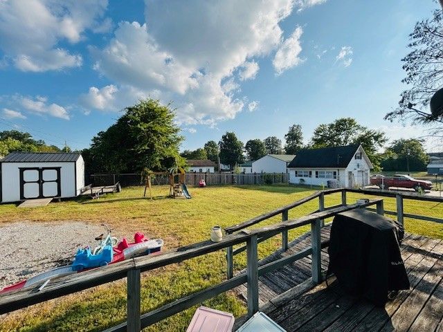 216 Carmack Ave, Carthage, TN 37030