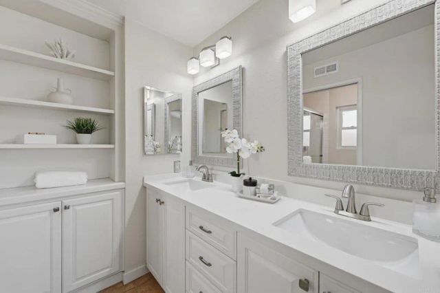 7945 Calle Madrid, Carlsbad, CA 92009